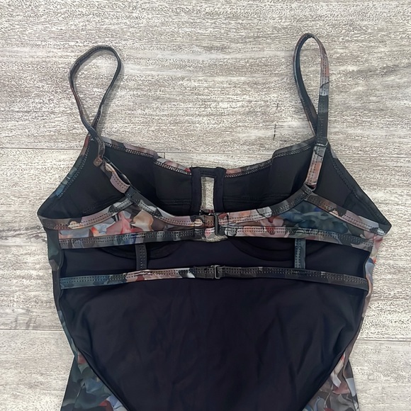 NWT Tavik One-Piece Swimsuit Bathing Suit - Picture 9 of 12